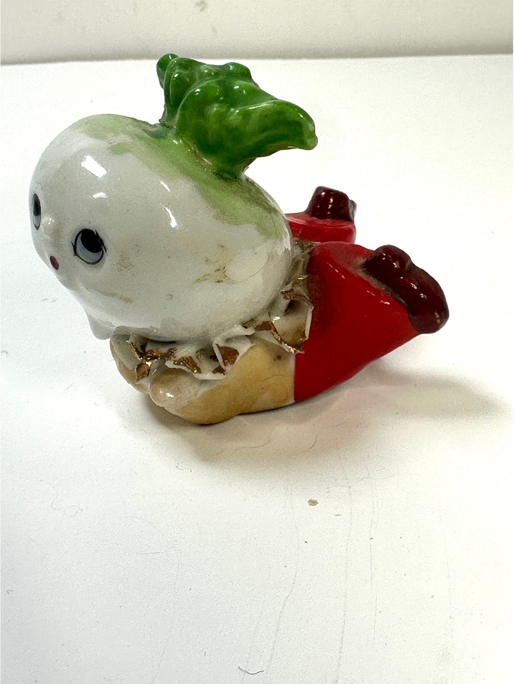 Vintage MCM Frilly Collar Salt Shaker Only Turnip Onion Radish Anthropomorphic